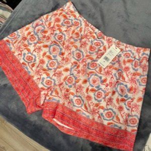 Vineyard V- Frangipani Floral Luxe Pull-On Shorts